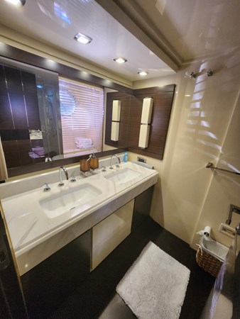 Photo of AZIMUT YACHTS - 70' 11