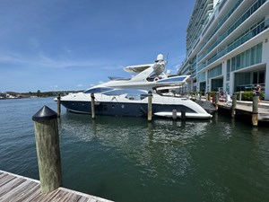 2014 AZIMUT YACHTS Flybridge  - photo 2