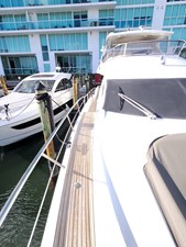 2014 AZIMUT YACHTS Flybridge  - photo 10