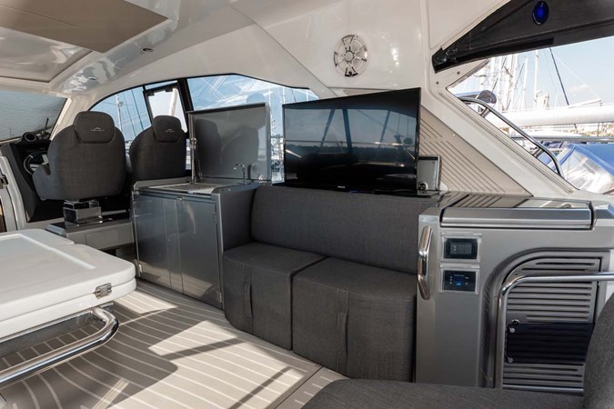 ATLANTIS 51 2018 51' 0" AZIMUT YACHTS