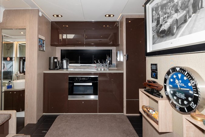 ATLANTIS 51 2018 51' 0" AZIMUT YACHTS