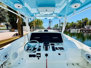 2003 INTREPID 377 - photo 22