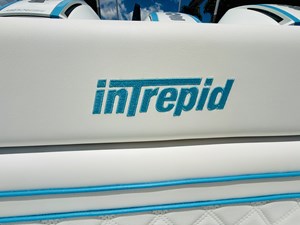 2003 INTREPID 377 - photo 45
