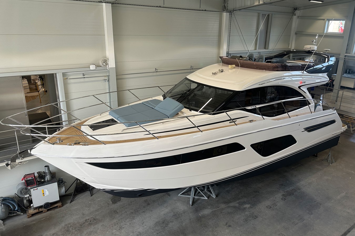 2020 PRINCESS YACHTS 51' 1