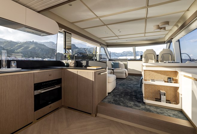 Photo of AZIMUT YACHTS Magellano 60 60' 8