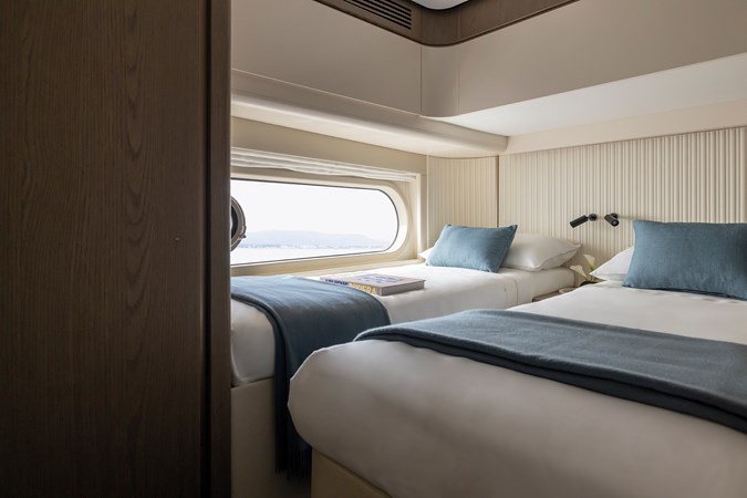 Photo of AZIMUT YACHTS Magellano 60 60' 8