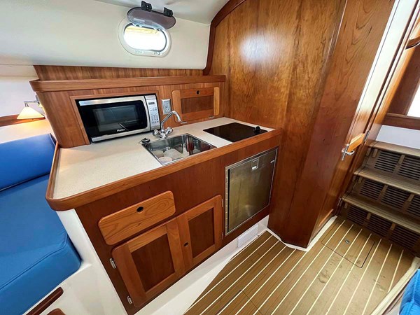 Photo of HUNT YACHTS LUNA 36' 6