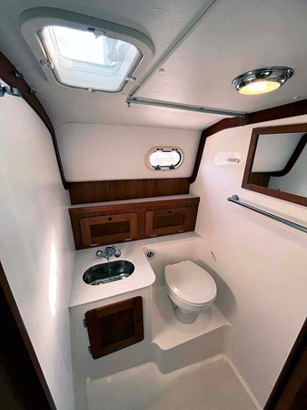 Photo of HUNT YACHTS LUNA 36' 6