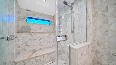 HATTERAS 2019 SURPLUS LINES Vessel #445663 - Photo 82