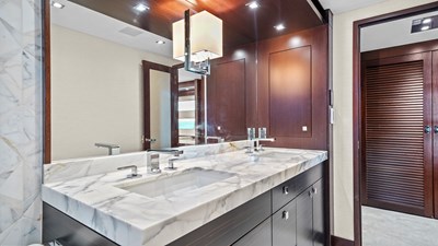 HATTERAS 2019 SURPLUS LINES Vessel #445663 - Photo 83