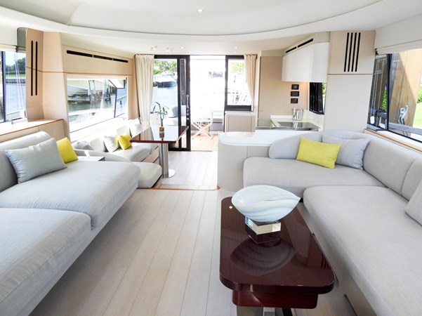 Photo of AZIMUT YACHTS EFFORTLESS 68'