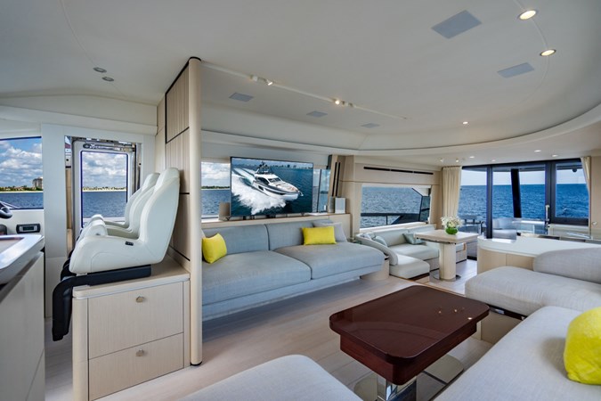 Photo of AZIMUT YACHTS EFFORTLESS 68'