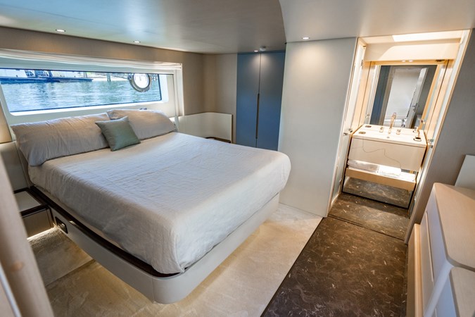 Photo of AZIMUT YACHTS EFFORTLESS 68'