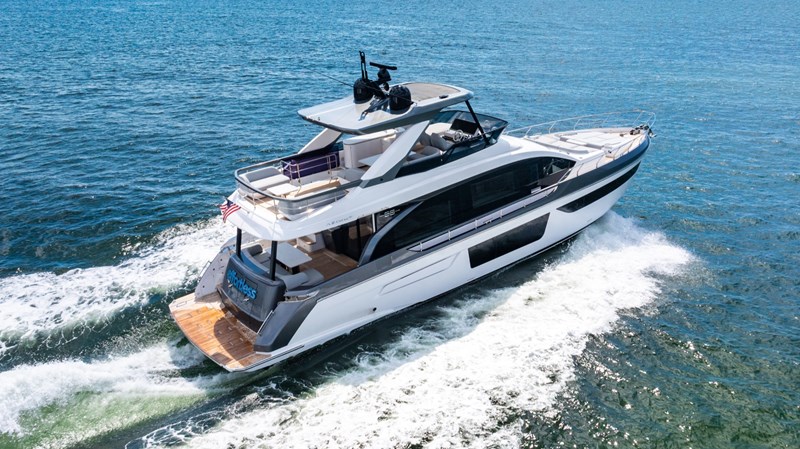 Photo of AZIMUT YACHTS EFFORTLESS 68'