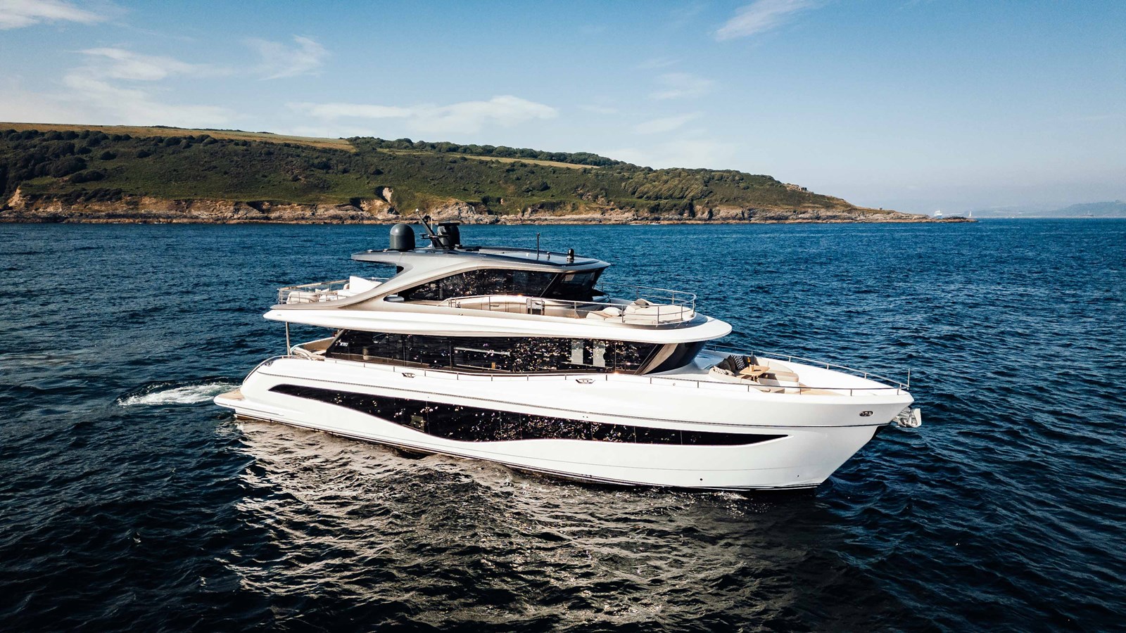 x80 PRINCESS YACHTS — PRINCESS YACHTS