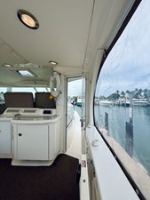 2003 SEA RAY 480 Motor Yacht - photo 7