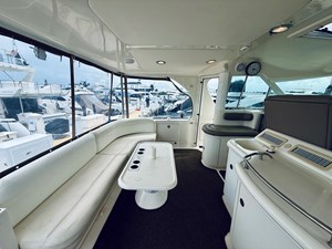 2003 SEA RAY 480 Motor Yacht - photo 9