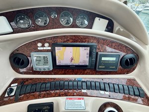 2003 SEA RAY 480 Motor Yacht - photo 19