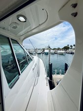 2003 SEA RAY 480 Motor Yacht - photo 24