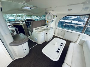 2003 SEA RAY 480 Motor Yacht - photo 60
