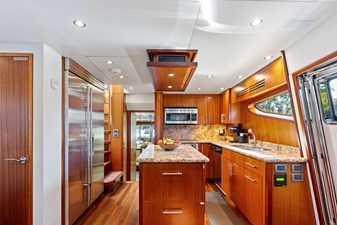 HATTERAS 2013 GRIFFIN Vessel #446145 - Photo 9