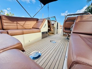 2015 CHRIS CRAFT Launch 32 - photo 28