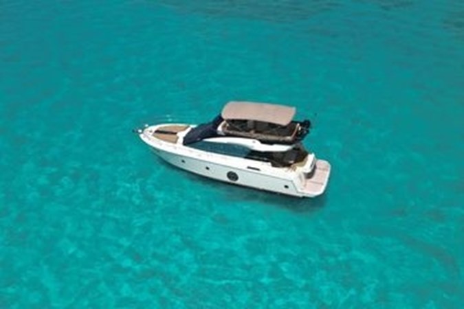 2016 MONTE CARLO YACHTS MC5