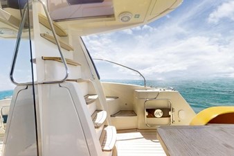 2016 MONTE CARLO YACHTS MC5 - photo 13