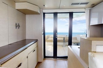2016 MONTE CARLO YACHTS MC5 - photo 15