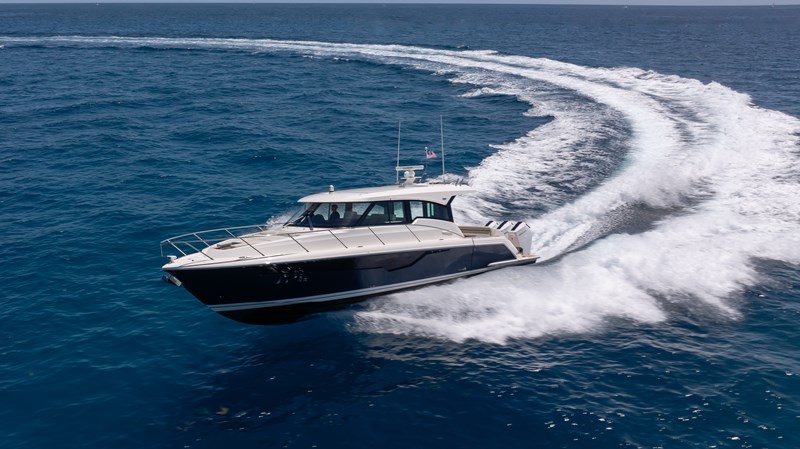 2024 &bull; Tiara Yachts &bull; 48 Le &bull; Lorax
