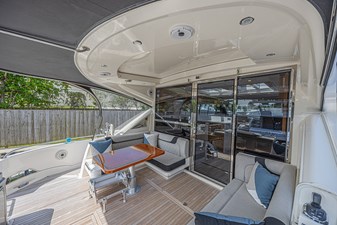 2021 RIVIERA 6000 Sport Yacht Platinum Edition - photo 5