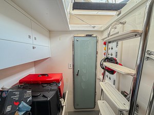2021 RIVIERA 6000 Sport Yacht Platinum Edition - photo 41