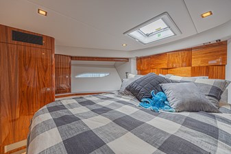 2021 RIVIERA 6000 Sport Yacht Platinum Edition - photo 47