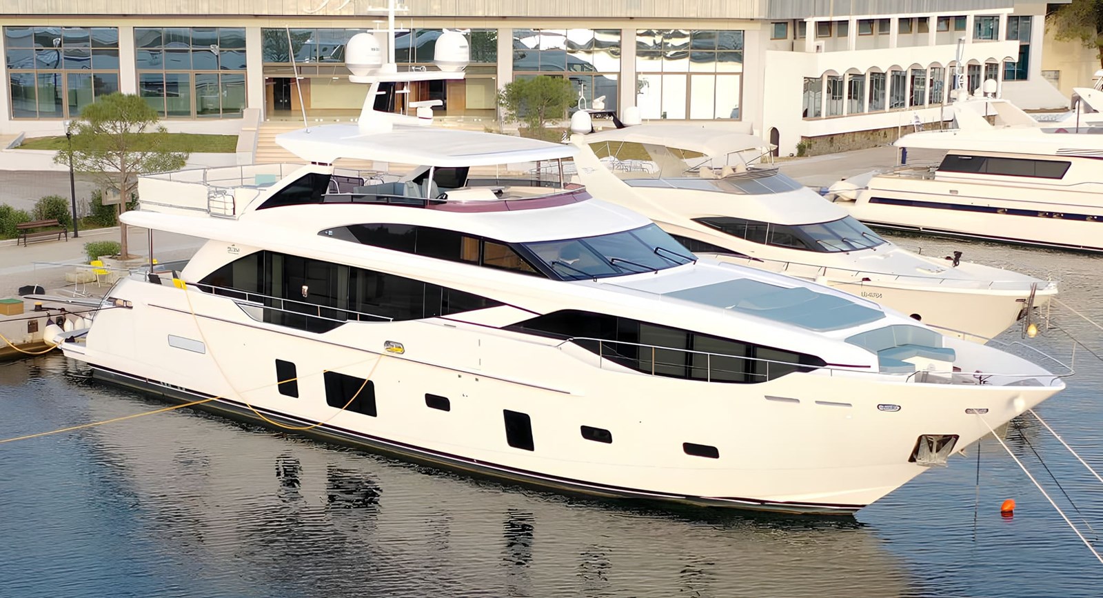 30M PRINCESS YACHTS — PRINCESS YACHTS