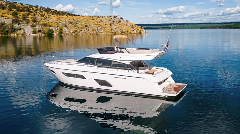 550 2022 57' 2" FERRETTI YACHTS