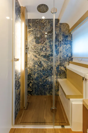 550 2022 57' 2" FERRETTI YACHTS