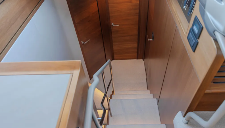 F55 2021 58' 0" PRINCESS