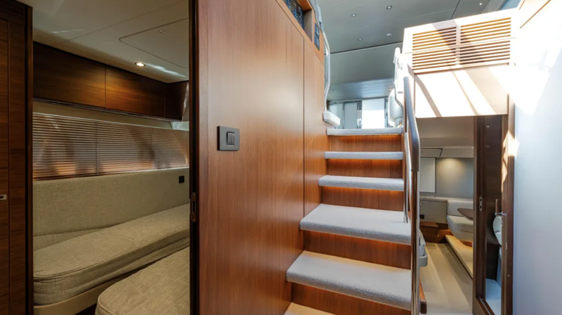 F55 2021 58' 0" PRINCESS