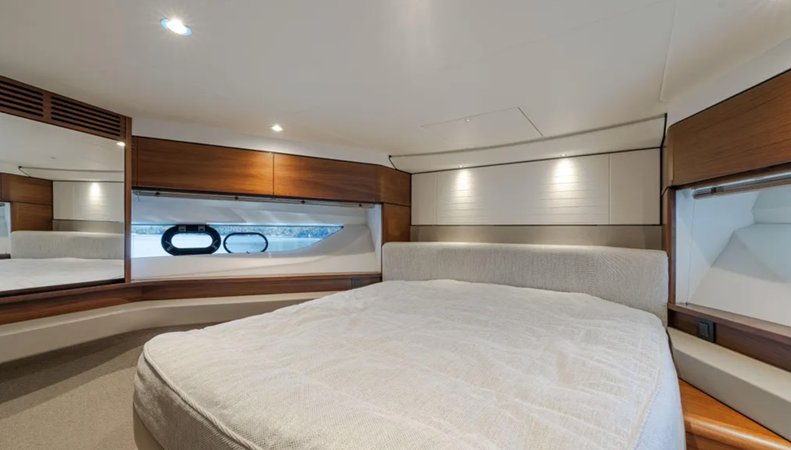 F55 2021 58' 0" PRINCESS