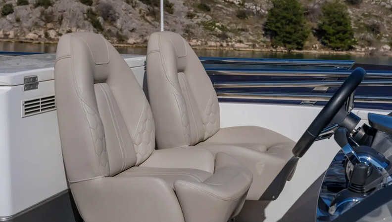 F55 2021 58' 0" PRINCESS