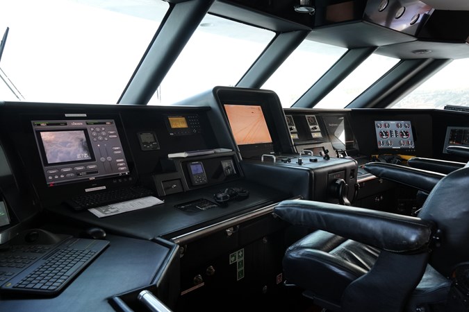 Photo of LURSSEN ENVY 134' 4