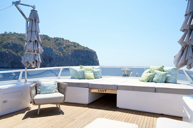 Photo of LURSSEN ENVY 134' 4