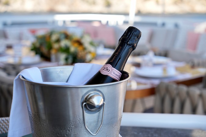 Photo of LURSSEN ENVY 134' 4