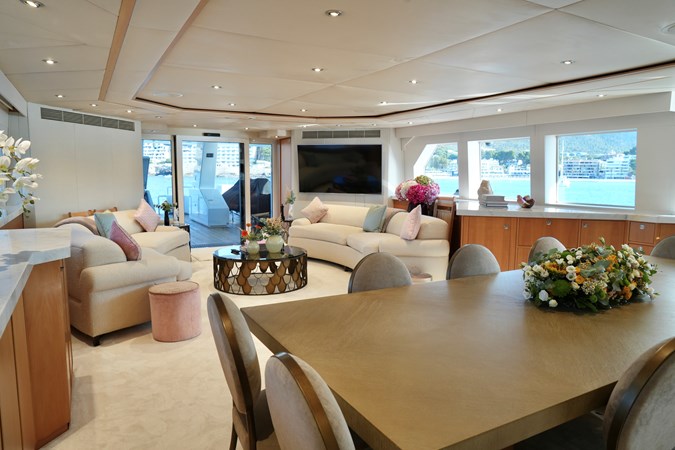 Photo of LURSSEN ENVY 134' 4