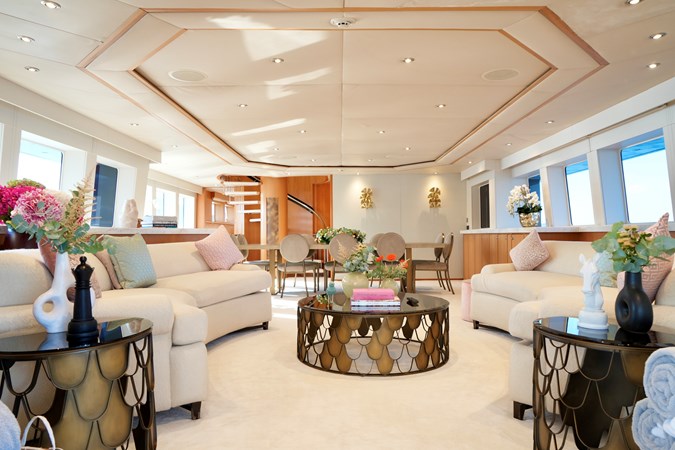 Photo of LURSSEN ENVY 134' 4