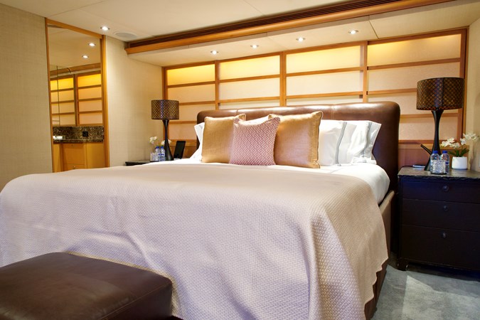 Photo of LURSSEN ENVY 134' 4