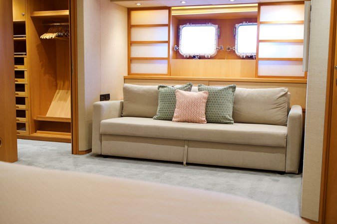 Photo of LURSSEN ENVY 134' 4