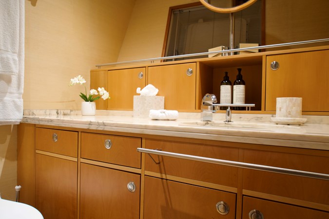 Photo of LURSSEN ENVY 134' 4