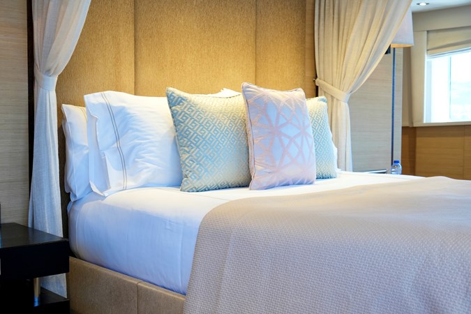 Photo of LURSSEN ENVY 134' 4