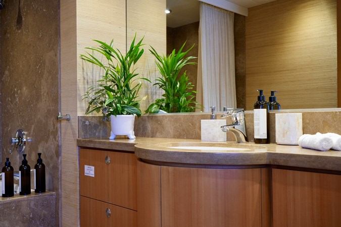 Photo of LURSSEN ENVY 134' 4